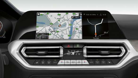 BMW Série 3 Berline, BMW Live Cockpit Professional. Gros plan de l’affichage du poste de conduite de la BMW Série 3 Berline avec BMW Live Cockpit Professional.