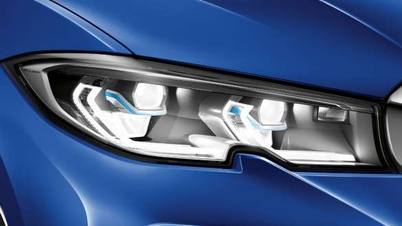 BMW Série 3 Berline, BMW Laserlight. Gros plan latéral du phare avant gauche avec BMW Laserlight.