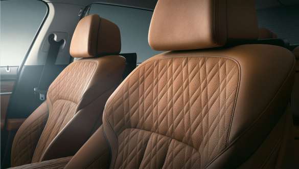 BMW Série 7 Berline, sièges en cuir Nappa BMW Série 7 Berline : vue en gros plan des sièges en cuir Nappa