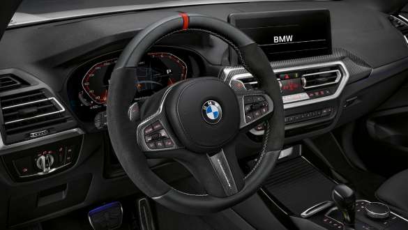 Volant BMW X4 G02 M Performance 2021 Volant BMW X4 G02 M Performance 2021