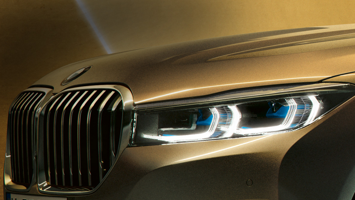 BMW Série 7 Berline, BMW Laserlight BMW Série 7 Berline : vue en gros plan de l’éclairage laser avec rayons bleu et blanc