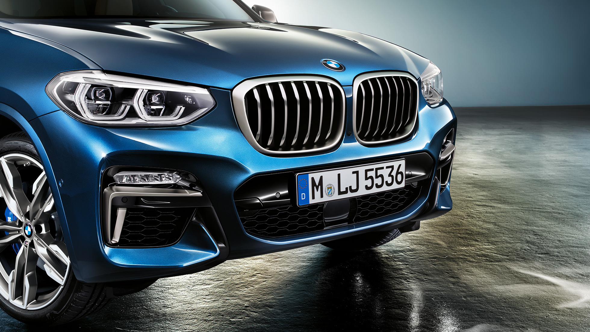BMW X3 M40i, jupe avant et naseaux BMW X3 M40i, jupe avant et naseaux