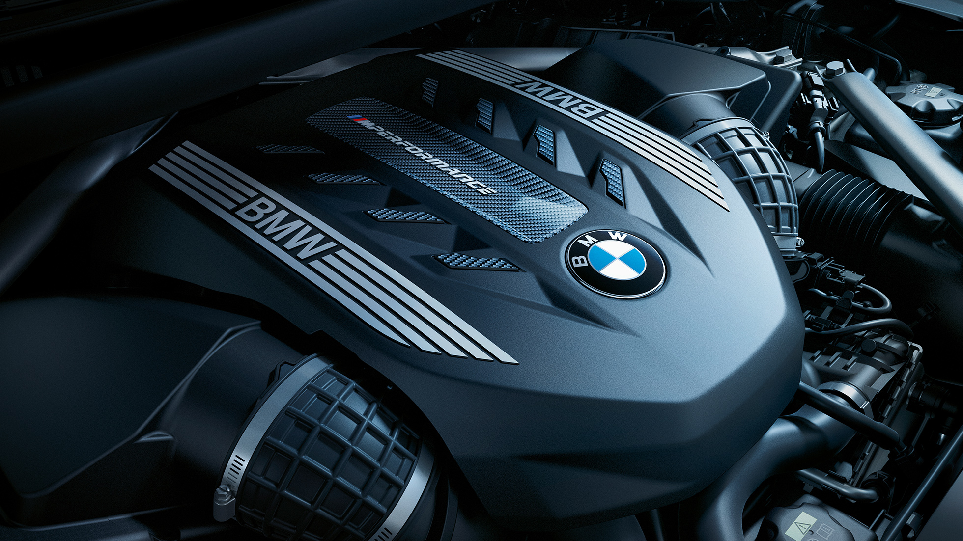BMW X6, moteurs. Gros plan du moteur de la BMW X6.