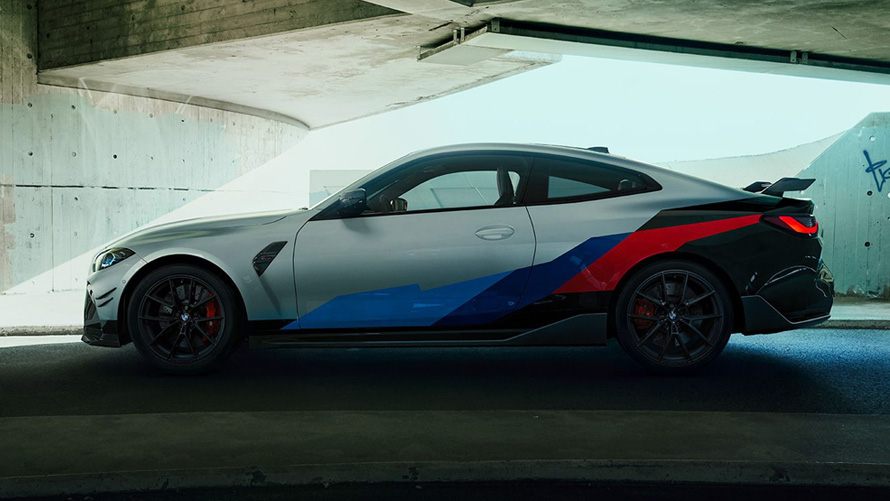 BMW M4 CS G82 2021 avec BMW M Performance Accessoires vue de profil