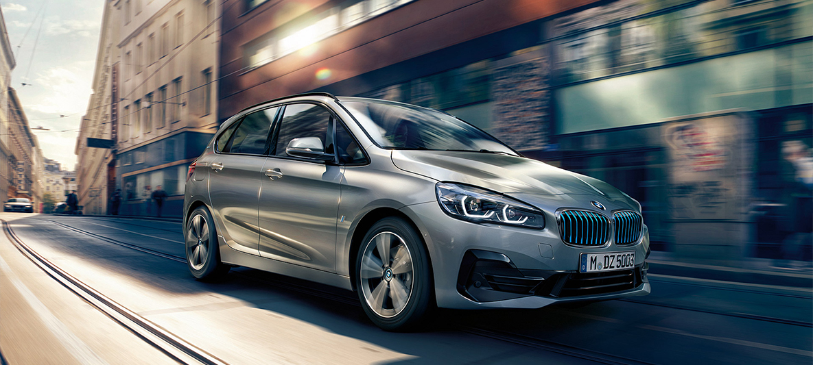 BMW Série 2 Active Tourer Hybride. Découvrez notre gamme hybrides rechargeables.